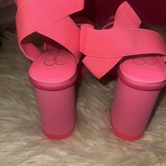 Jessica Simpson platform sandals - Picture 3 of 7